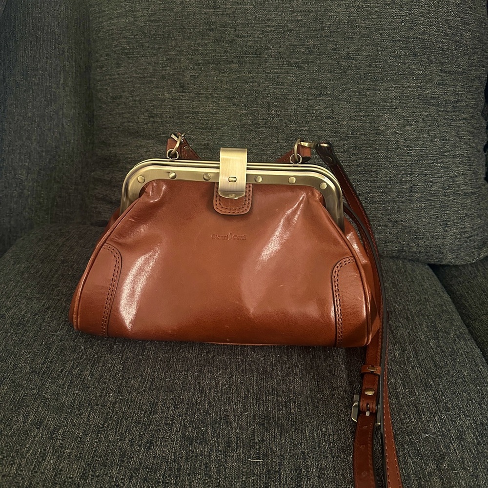 Bag Gianni Conti
Italian leather💁🏻‍♀️
Collection Iconic🤩